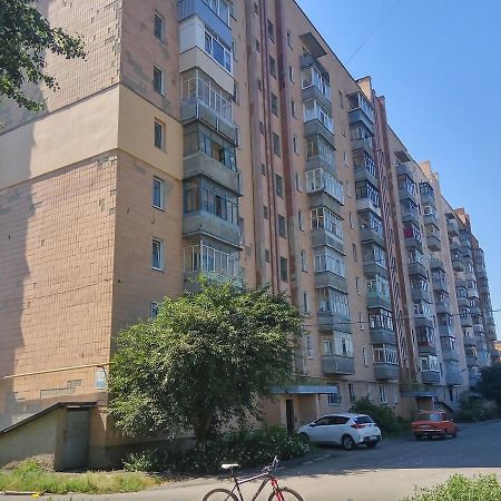 Scandinavian Poltava Apartments With 2 Rooms, 3 Beds 1 Sofa 外观 照片