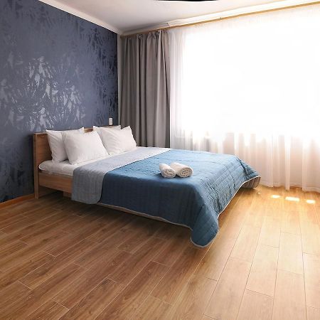 Scandinavian Poltava Apartments With 2 Rooms, 3 Beds 1 Sofa 外观 照片
