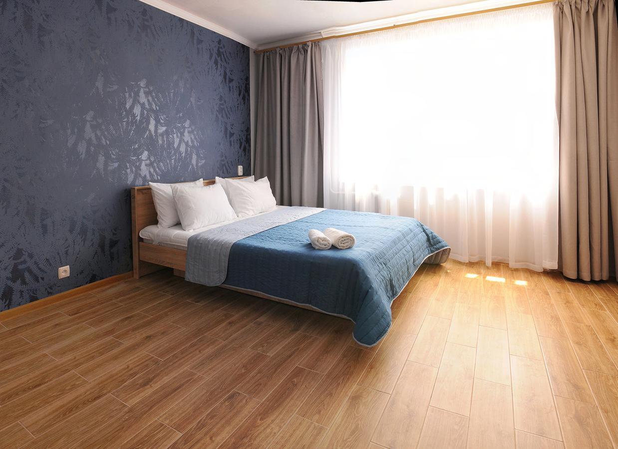 Scandinavian Poltava Apartments With 2 Rooms, 3 Beds 1 Sofa 外观 照片